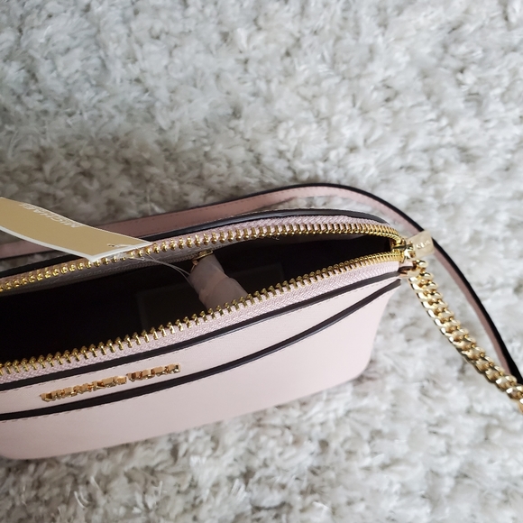 Purse - Picture 3 of 4